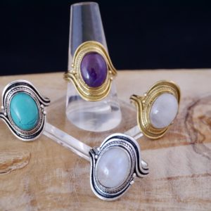 Bague Fantaisie Ovale avec Pierre (931)