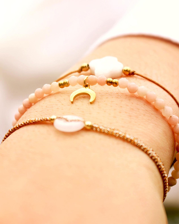 bijoux-fantaisie-2 Bijoux fantaisies perle, lune fleurs rose